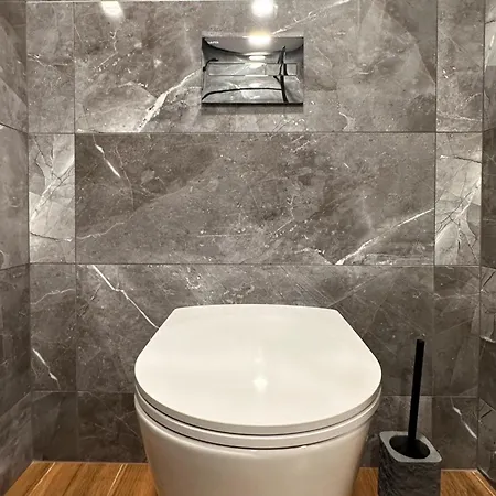 Apartment Elegant Center Escape I Free Parking I Wi-fi & Ac *